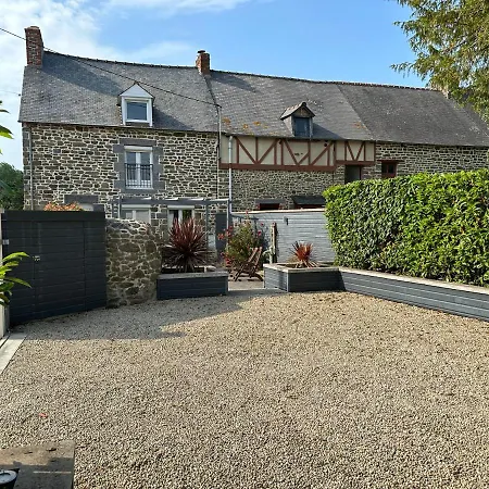بيت للعطل La Maison Du Chene 3 *